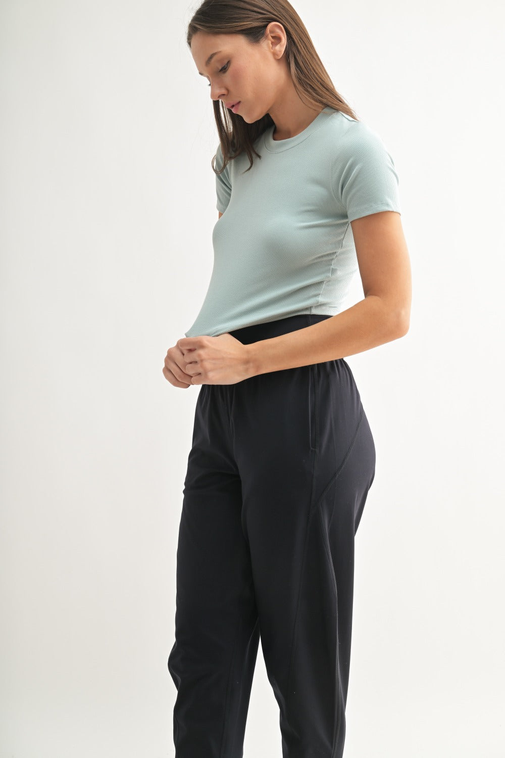 Mono B Essential Ribbed Tee – Cropped Tee for Layering or Lounging MONO B