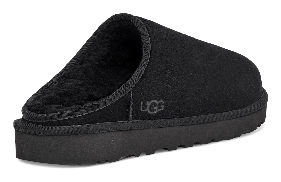 Unisex UGG Classic Slip-On – Cozy, Effortless, and Timeless