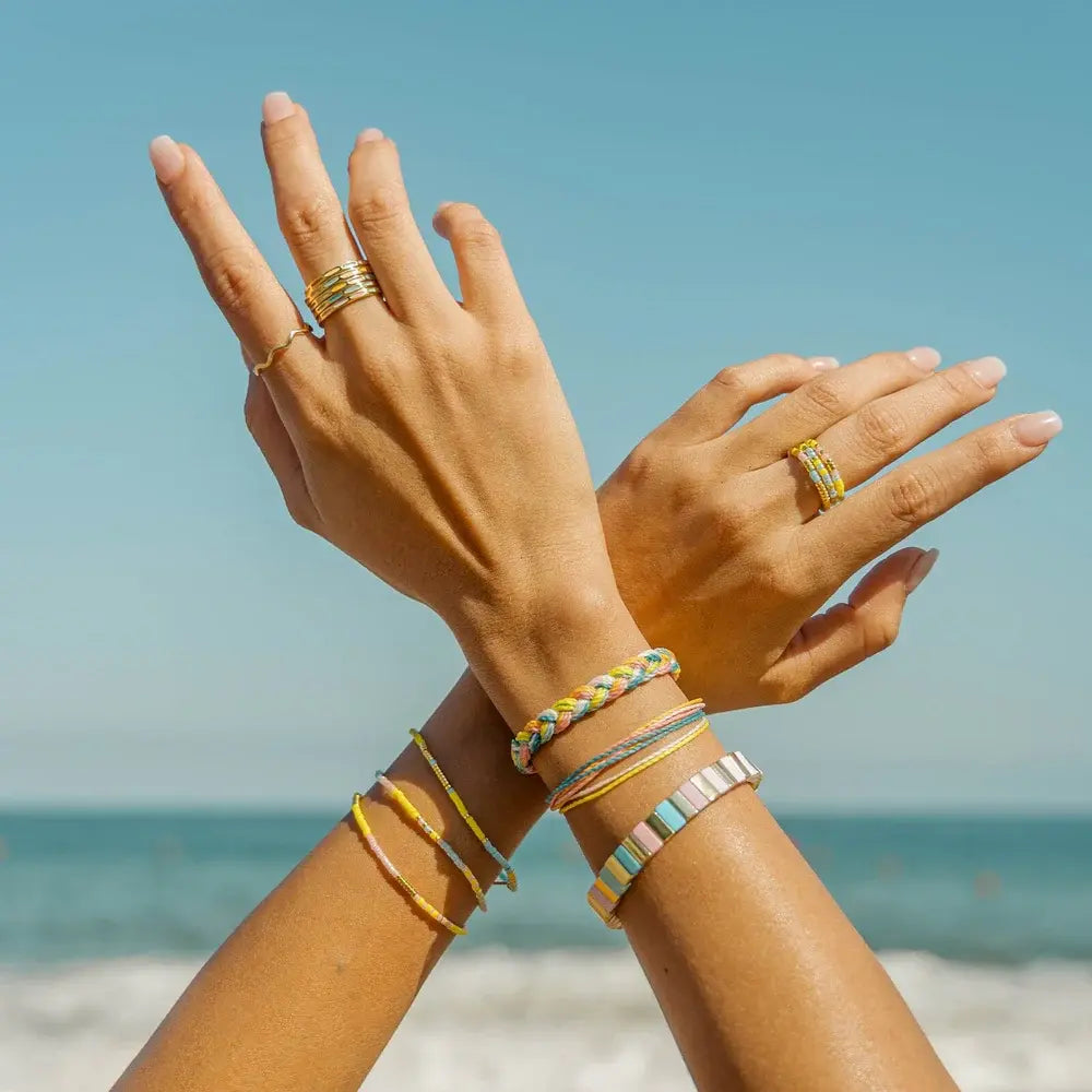 Pura Vida Original Bracelet – A Handcrafted, Waterproof Essential PURA VIDA BRACELETS