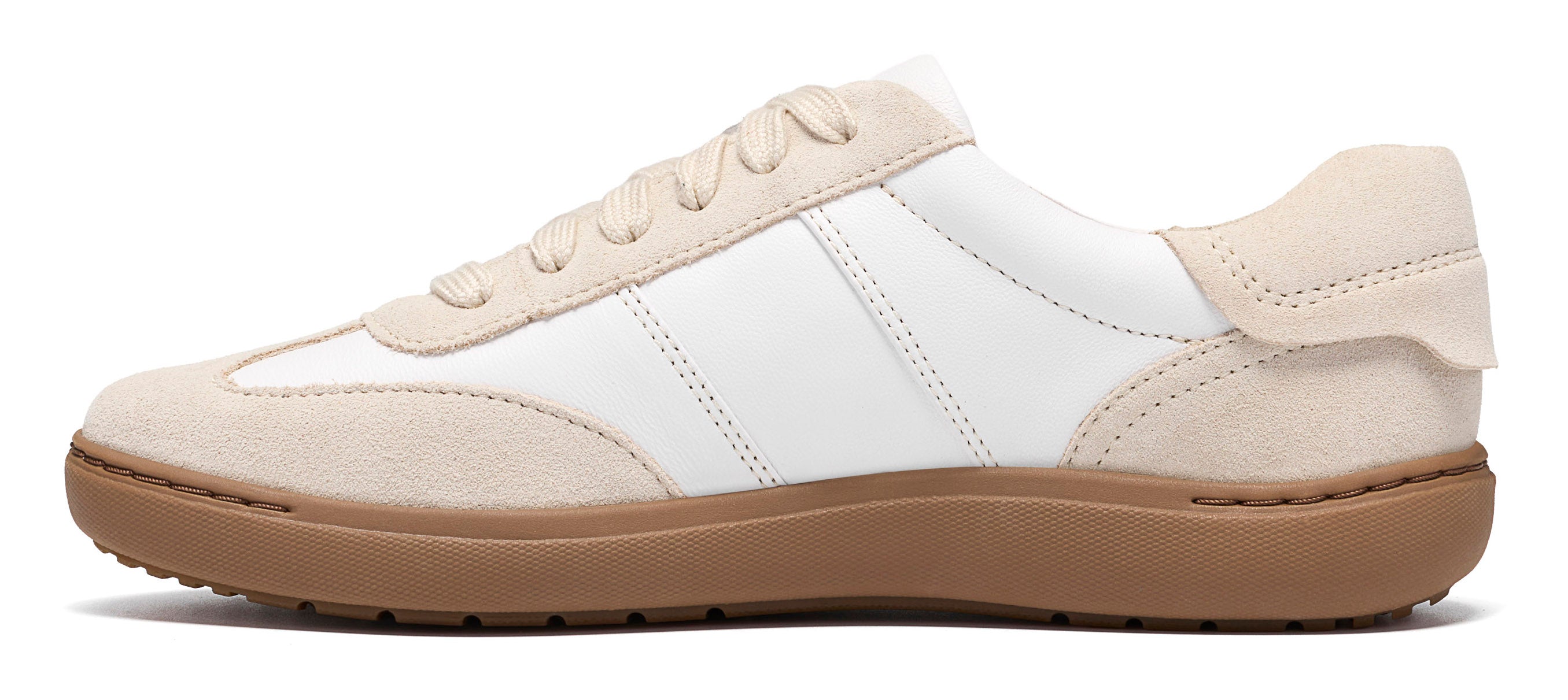 Women's Clarks Nalle T-Toe Sneakers – Sporty Style with Elevated Comfort