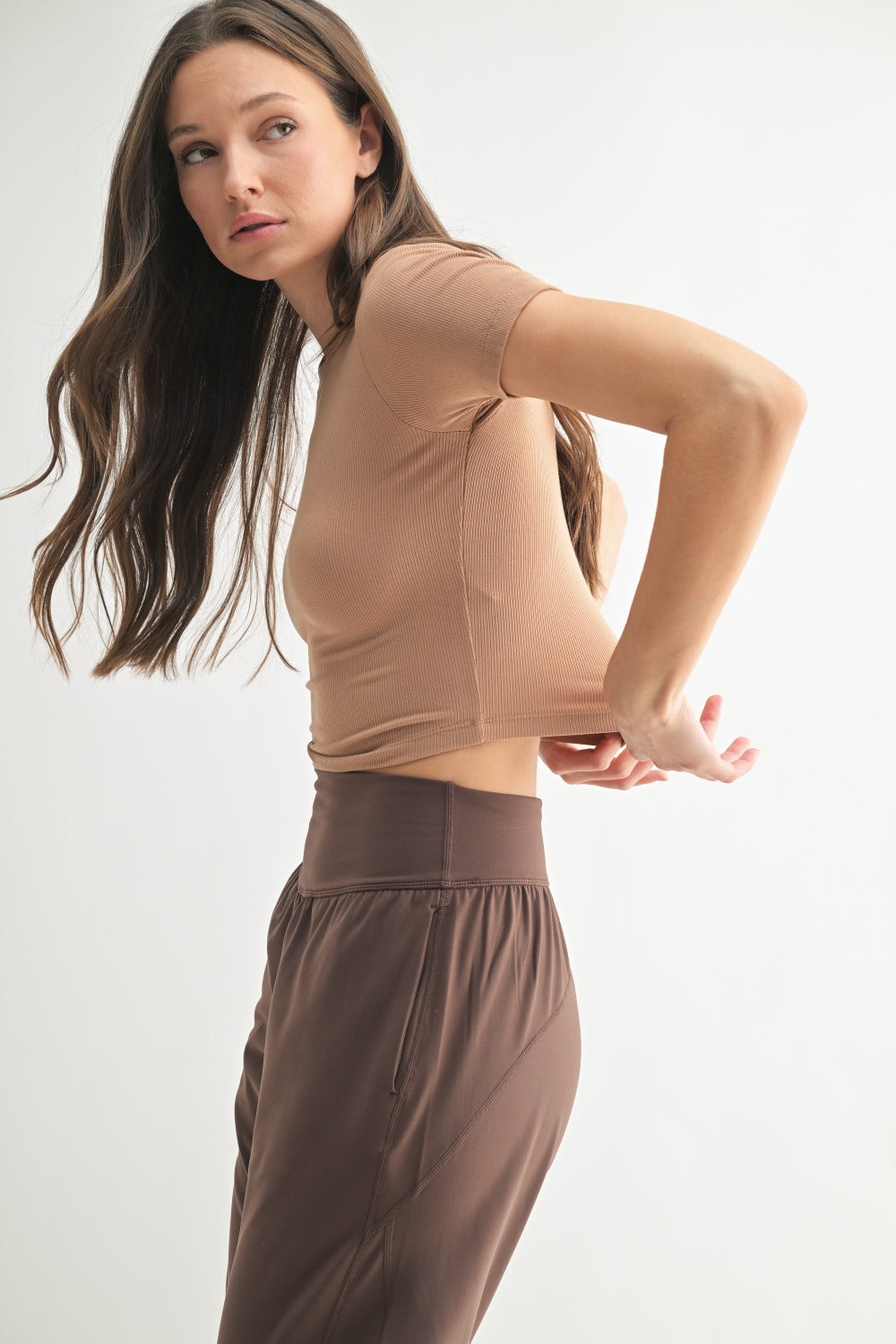 Mono B Essential Ribbed Tee – Cropped Tee for Layering or Lounging