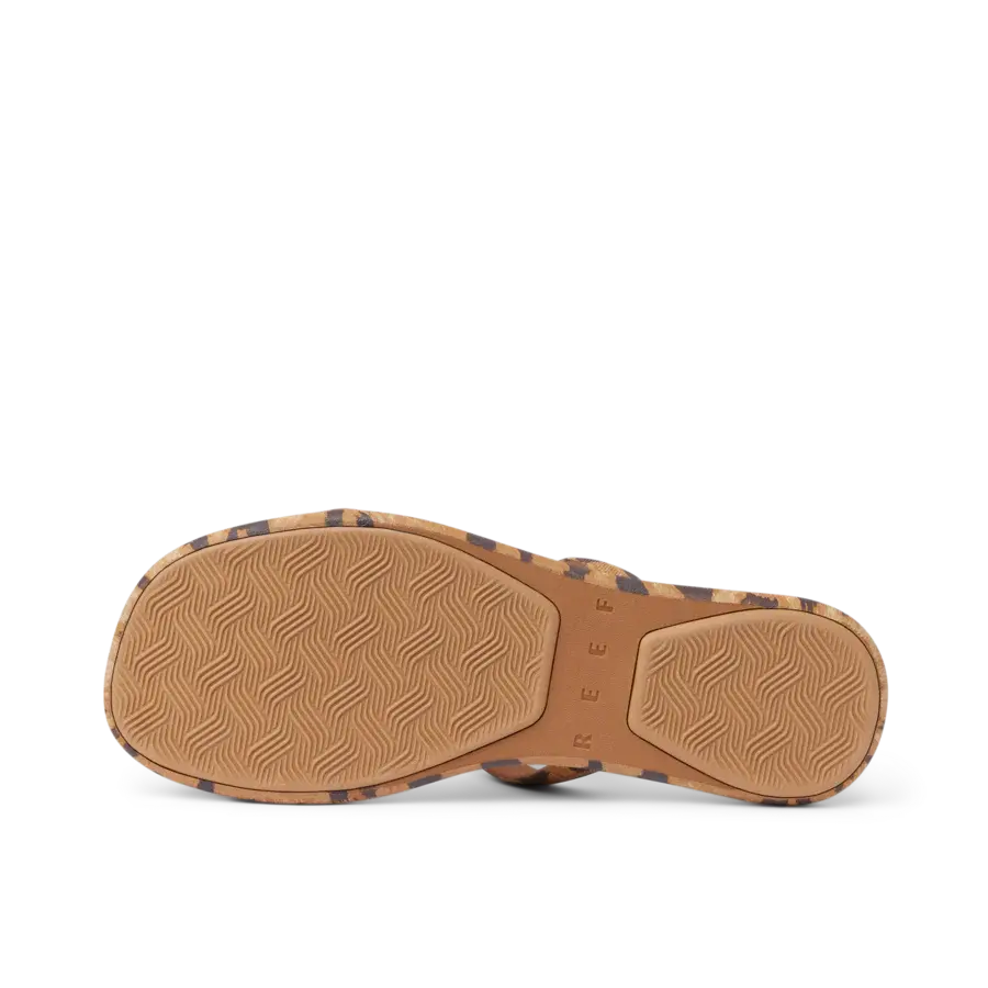 Reef Water Willow Marina – Women’s Square Toe Water-Friendly Sandal REEF