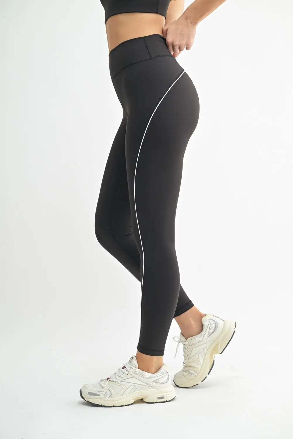 Mono B Felicia High Waisted Leggings – Curve-Defining Leggings with Seam Detail MONO B