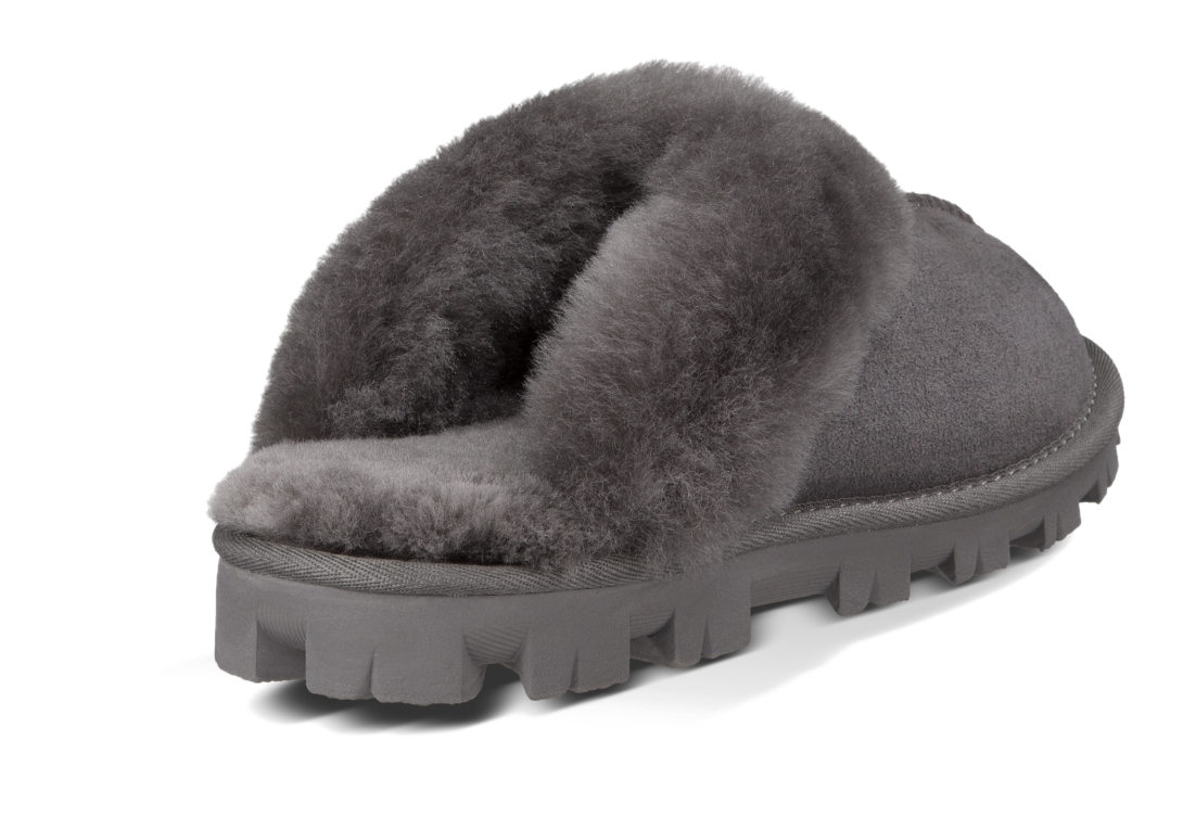 Women’s UGG Coquette Slipper – Luxurious Comfort for Indoor & Outdoor Wear UGG