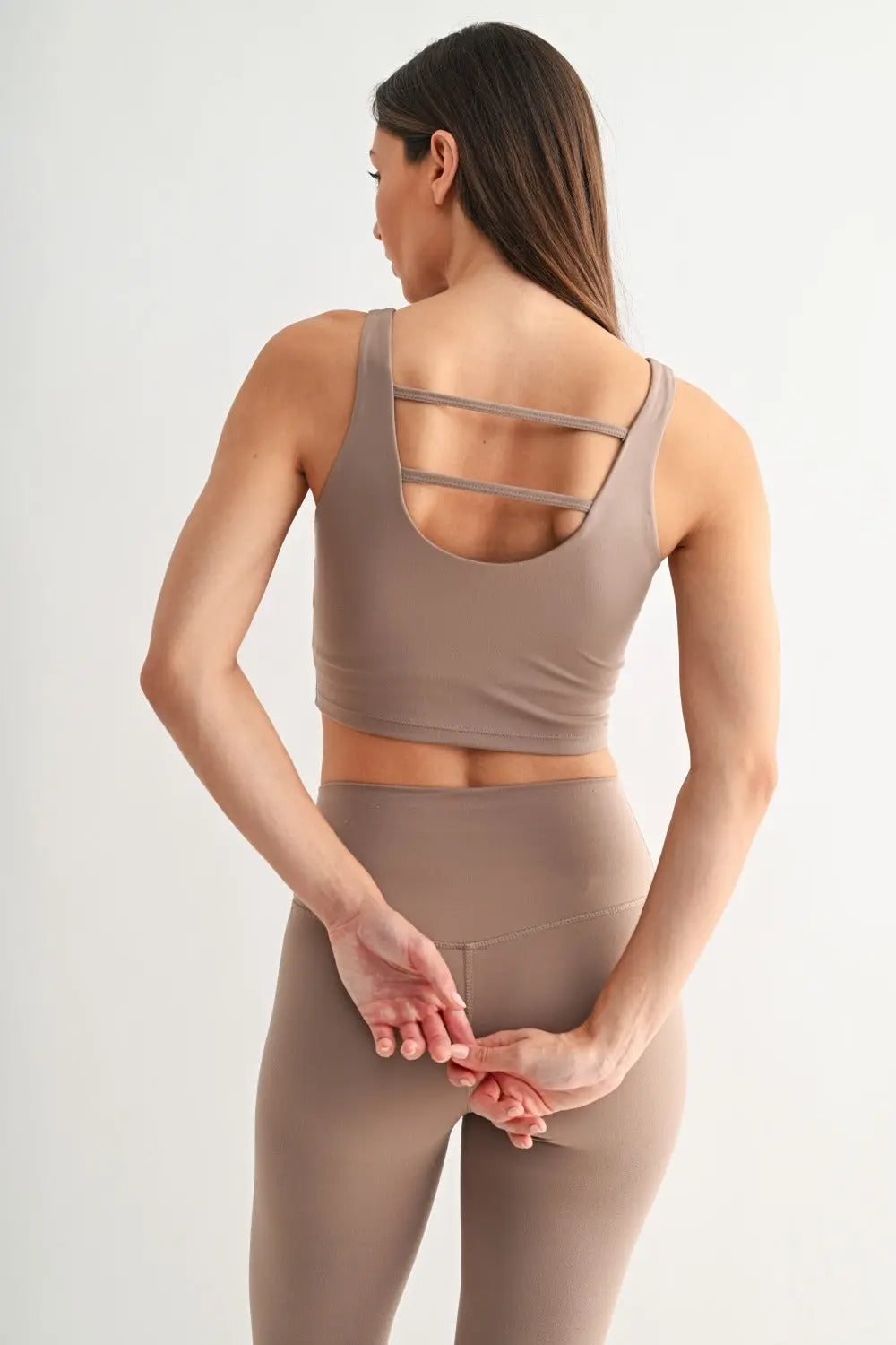 Mono B Venice Cloud Light U-Back Active Tank – Lightweight Comfort with Feminine Style MONO B