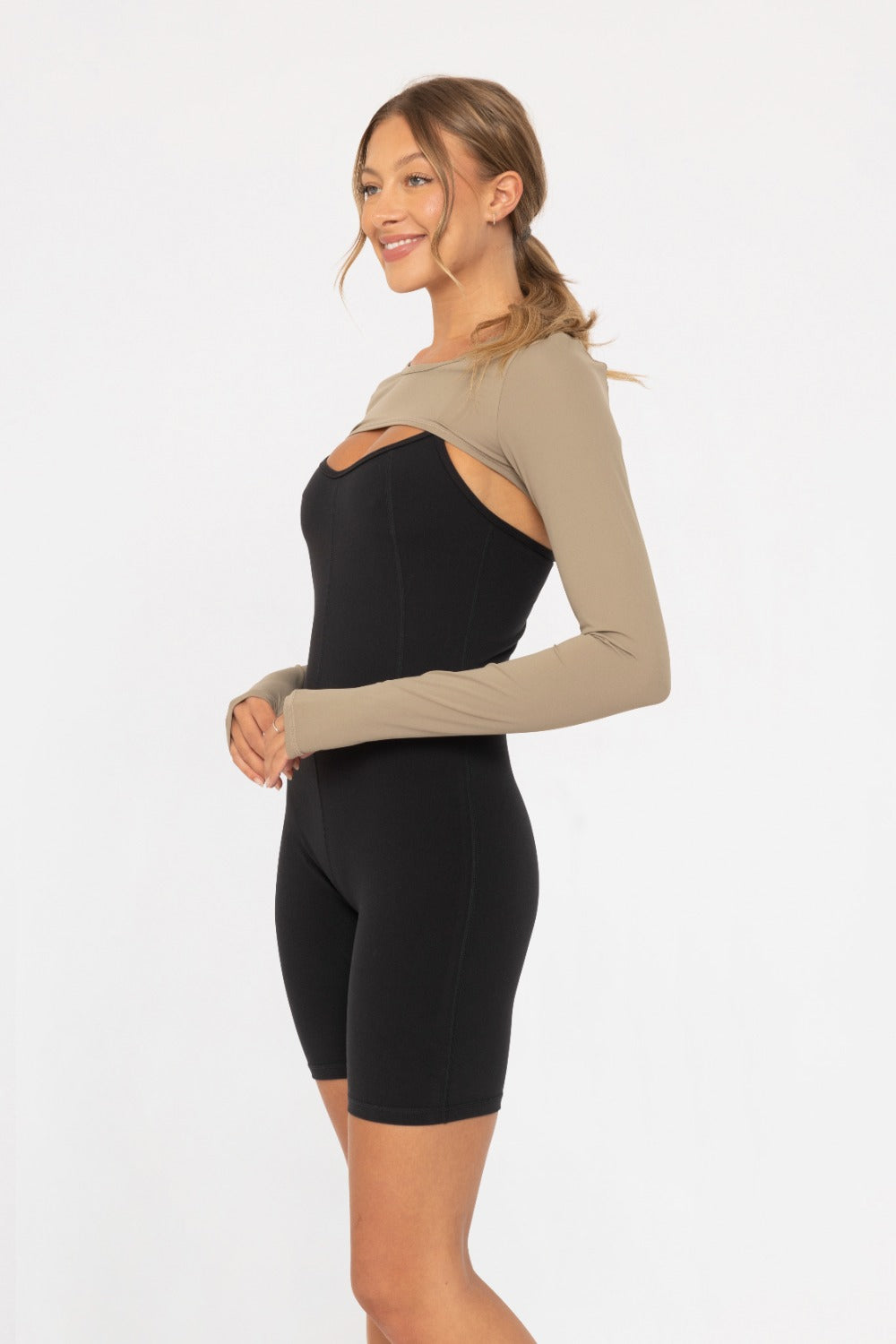 Mono B L/S Mini Shrug w/Thumbholes – Lightweight, Stretchy & Perfect for Layering MONO B