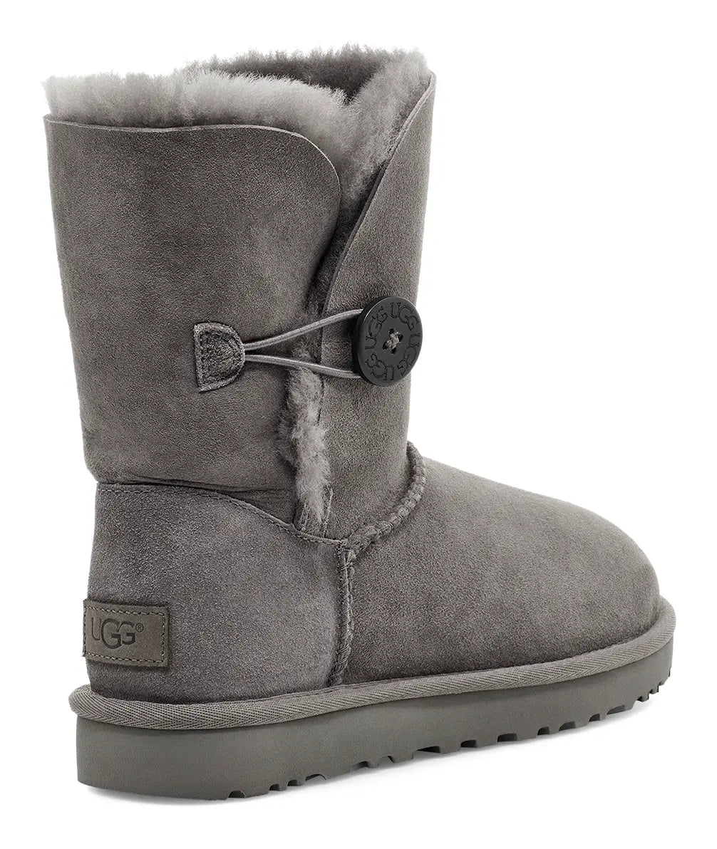 Women’s UGG Bailey Button II – Versatile Sheepskin Boot with Cozy Comfort UGG