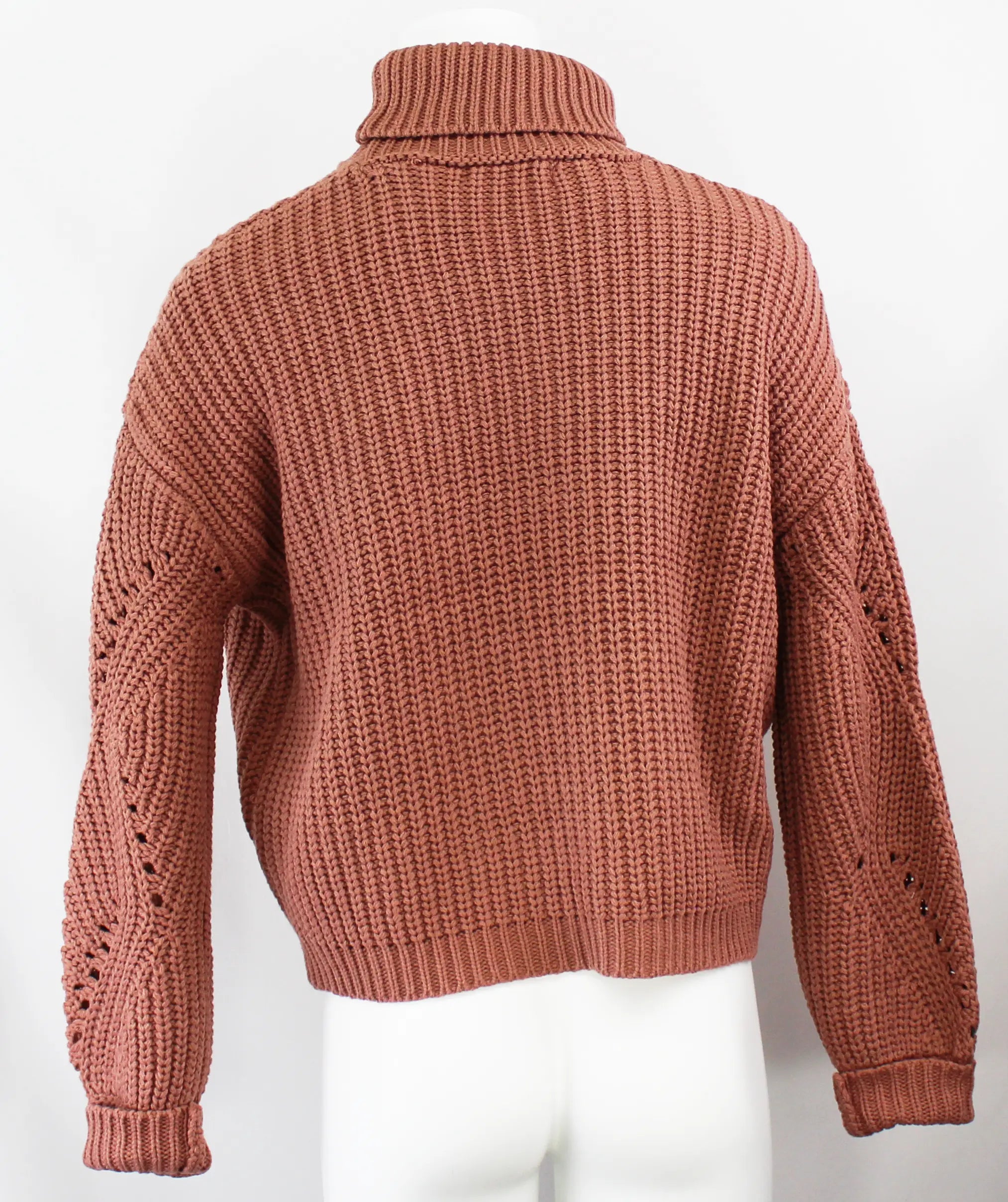 Keren Hart Cozy Knit Sweater – Your Cold-Weather Go-To KEREN HART