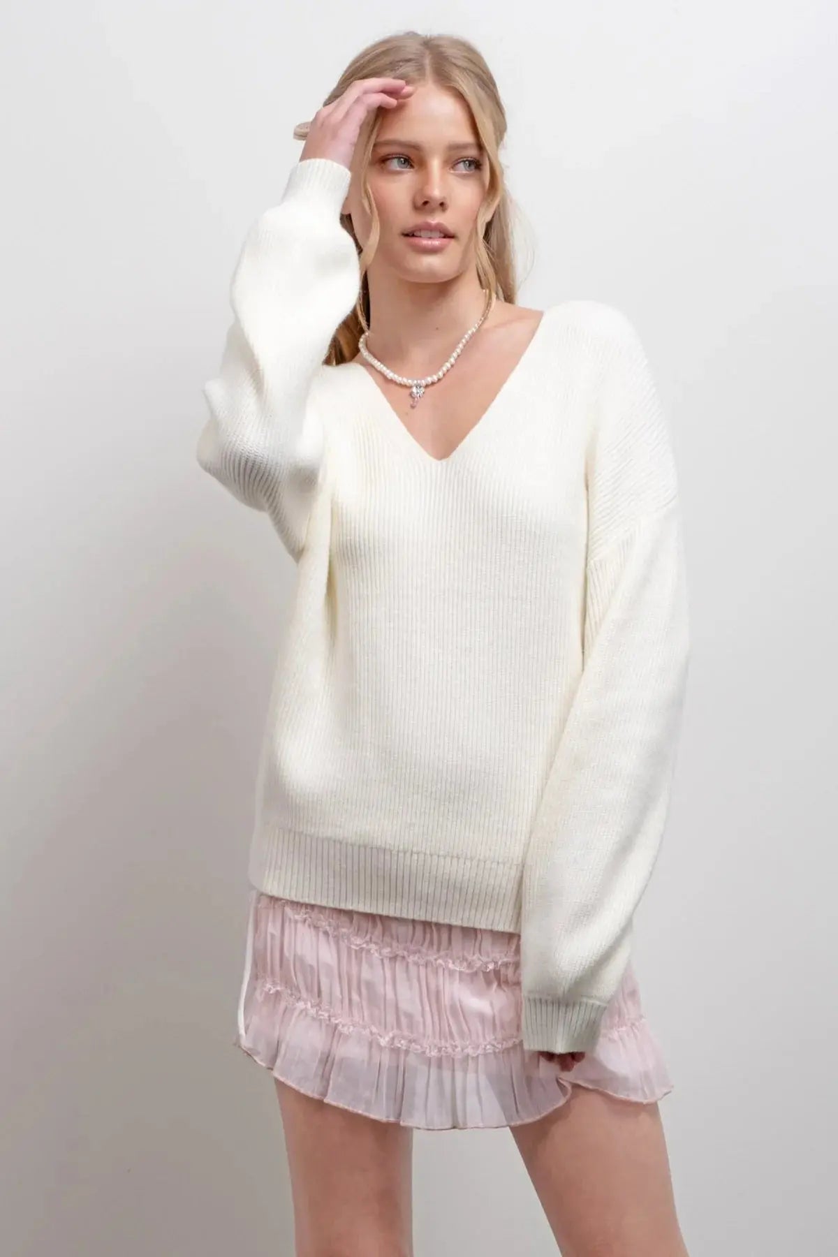 Blu Pepper So Into You Sweater – Feminine Back Bow Detail Pullover BLU PEPPER