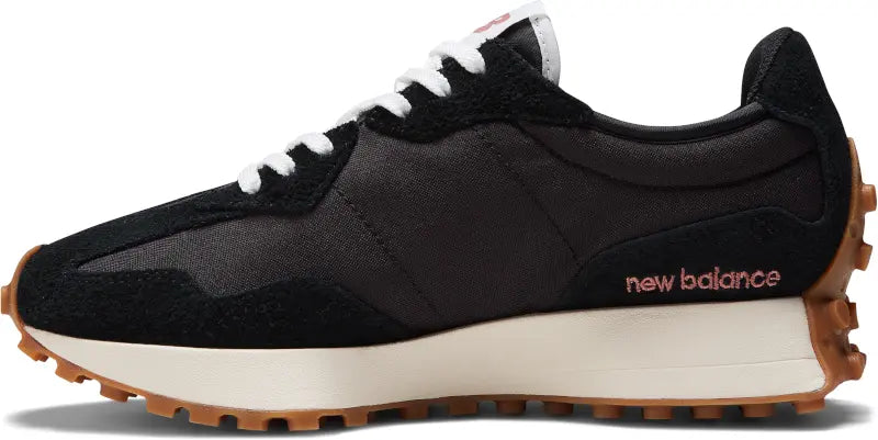 Women's New Balance 327 – A Retro Sneaker with Modern Style NEW BALANCE