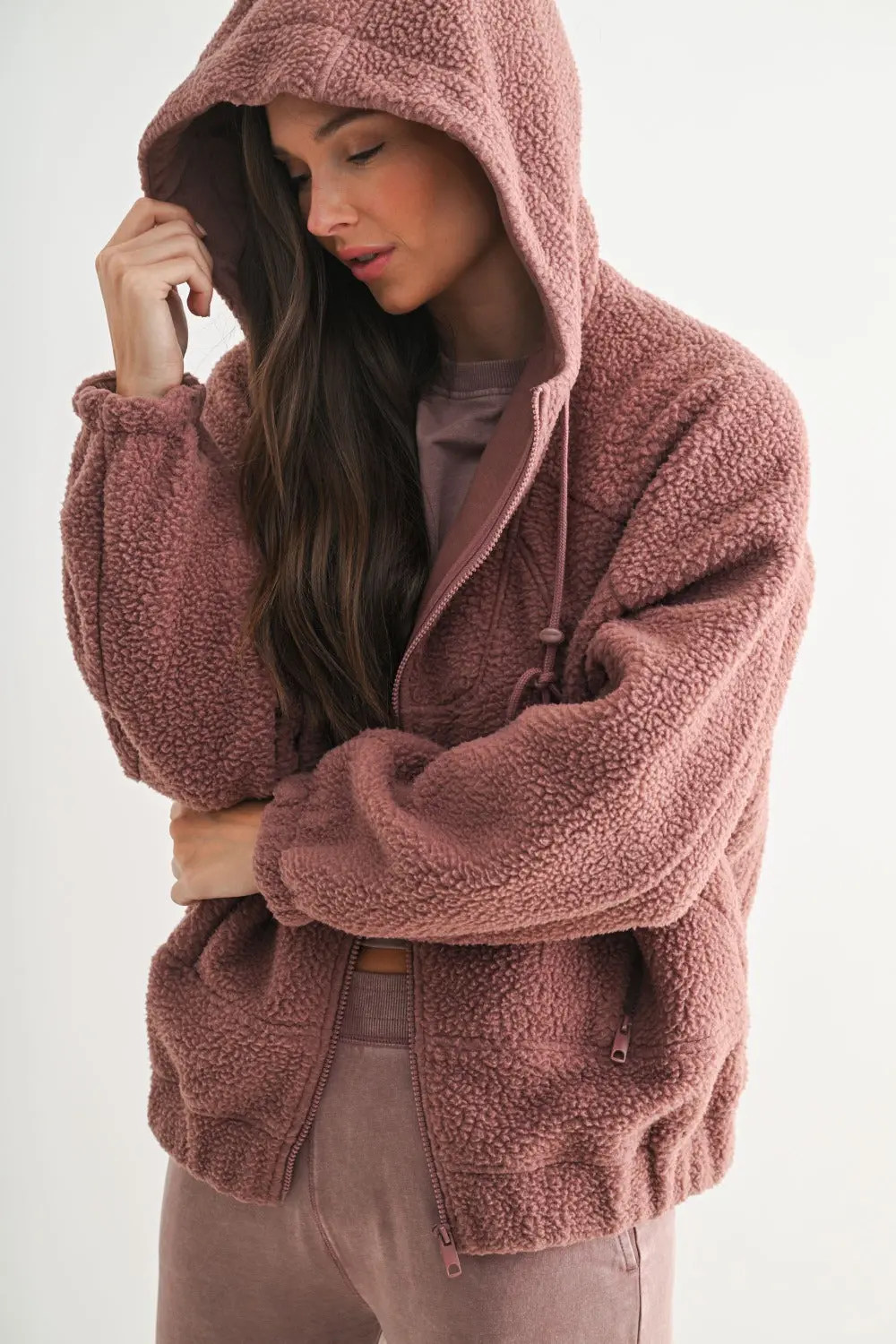 Mono B Alpine Fleece Zip-Up Hoodie – Cozy Sherpa Warmth    MONO B