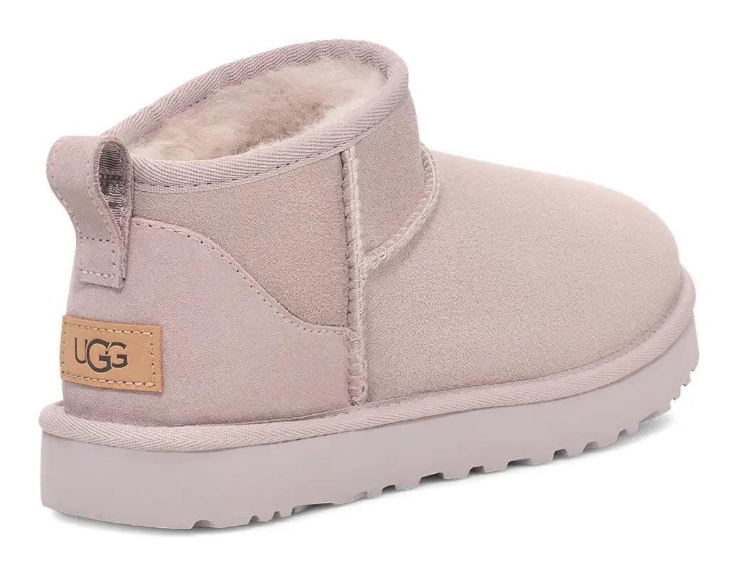 Women’s UGG Classic Ultra Mini – Iconic Style, Modern Comfort    UGG