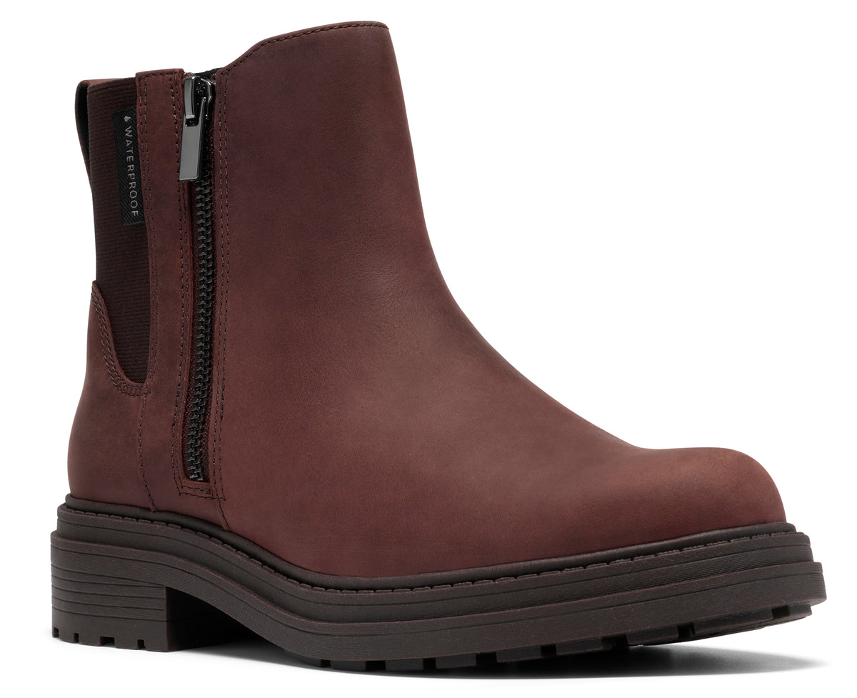 Women’s Clarks Orinoco3 Zip Waterproof – Classic Style Built for Winter