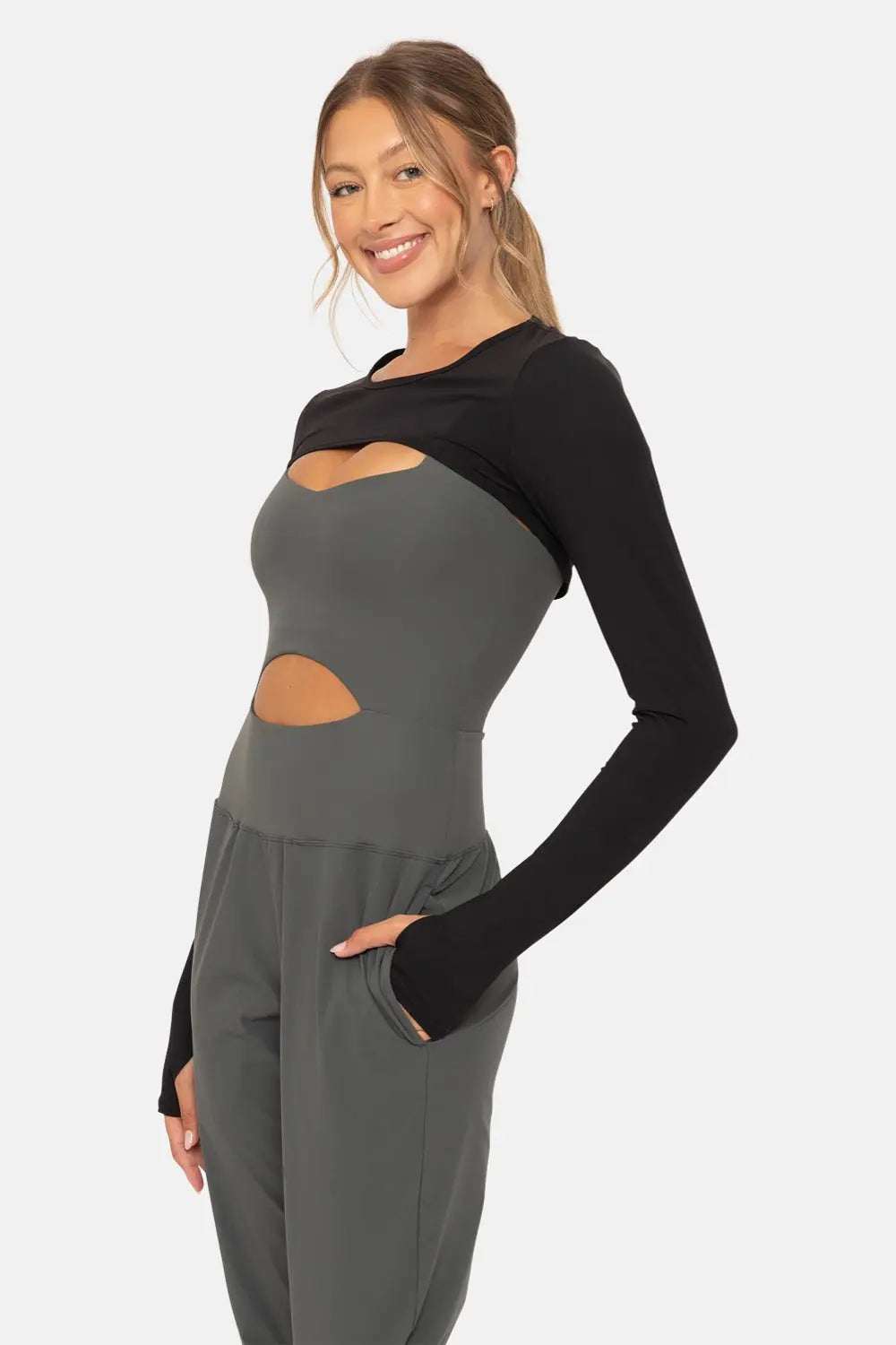 Mono B L/S Mini Shrug w/Thumbholes – Lightweight, Stretchy & Perfect for Layering MONO B