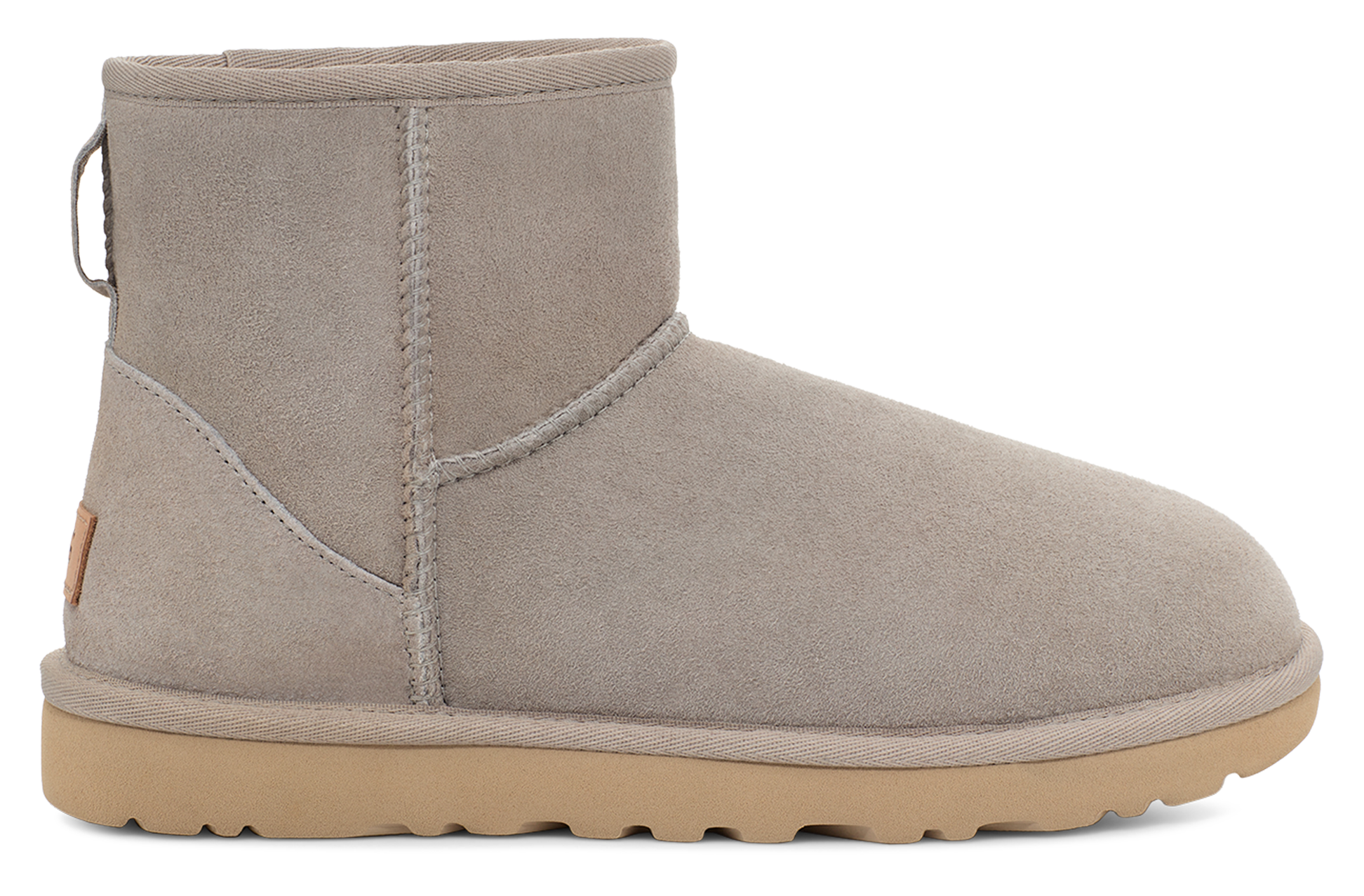 Women’s UGG Classic Mini II – Iconic Comfort & Effortless Style
