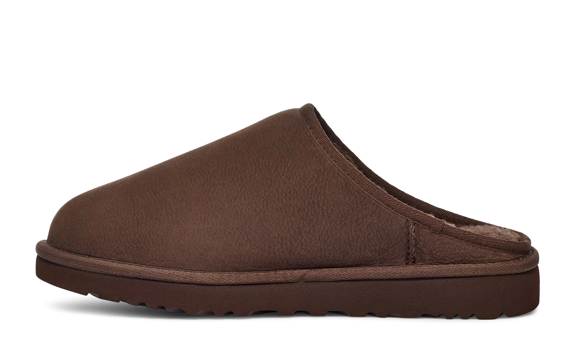 Men's UGG Classic Slip-On – Easy Comfort in Nubuck & Sheepskin