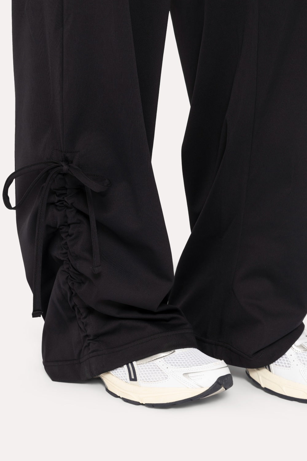 Mono B Wide Leg Pants – Sustainable, High-Waisted & Effortlessly Chic MONO B