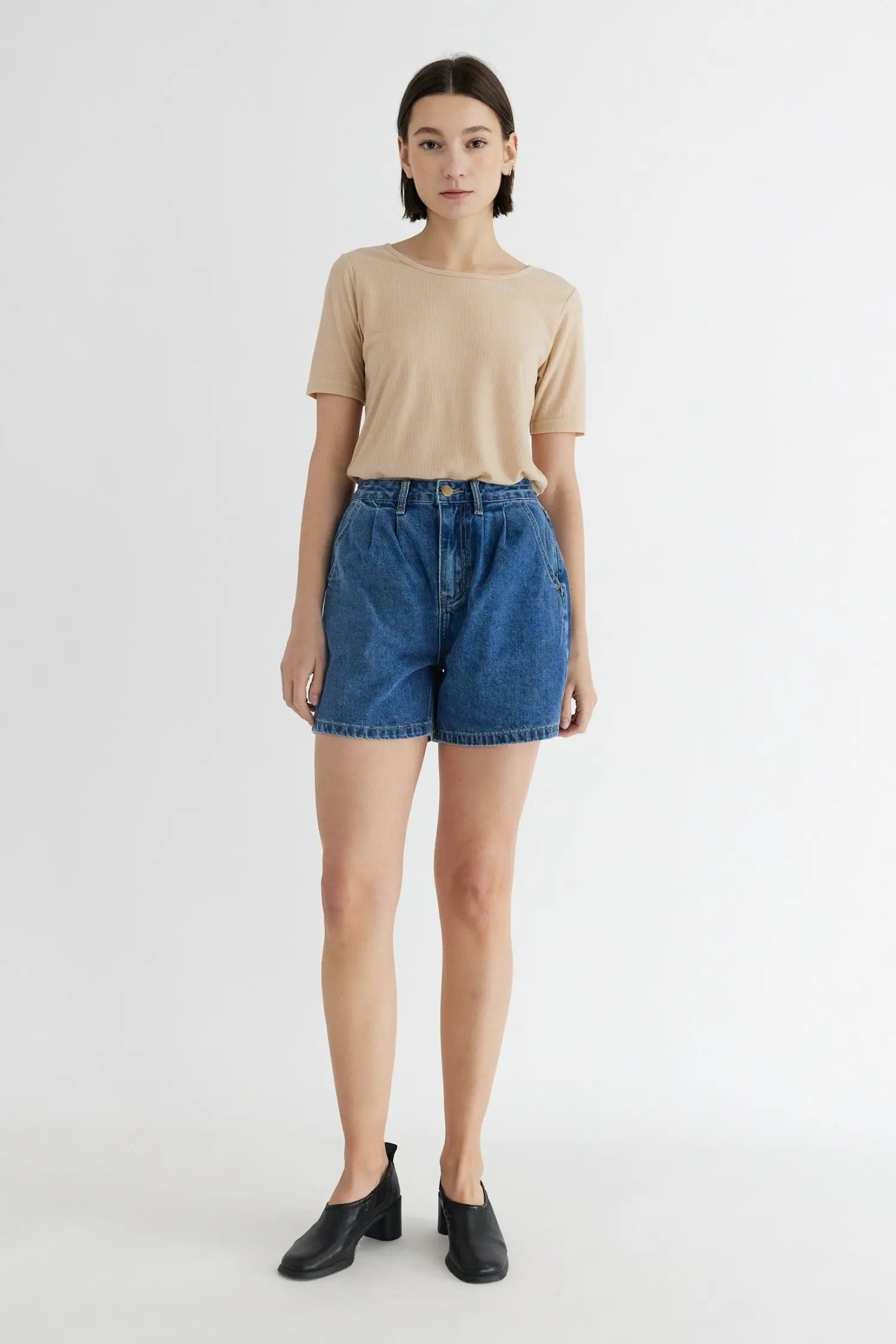 Mod Ref Naomi Shorts – Effortless Vintage Style for Warm Days