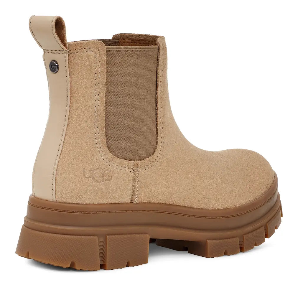Women’s UGG Ashton Chelsea Boot – Waterproof Style for Any Season UGG