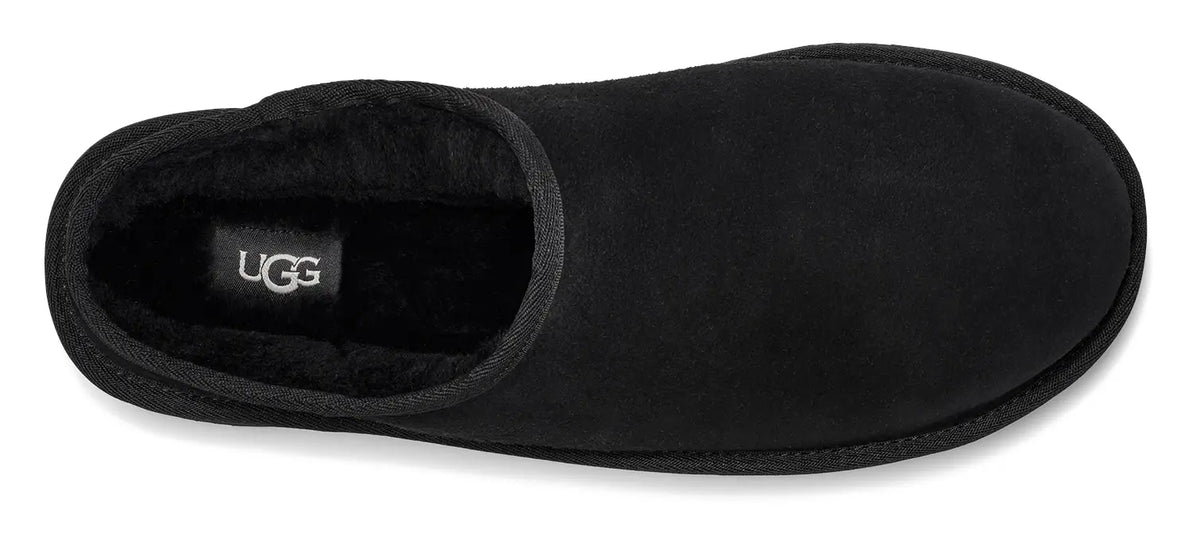 Unisex UGG Classic Slip-On – Cozy, Effortless, and Timeless UGG