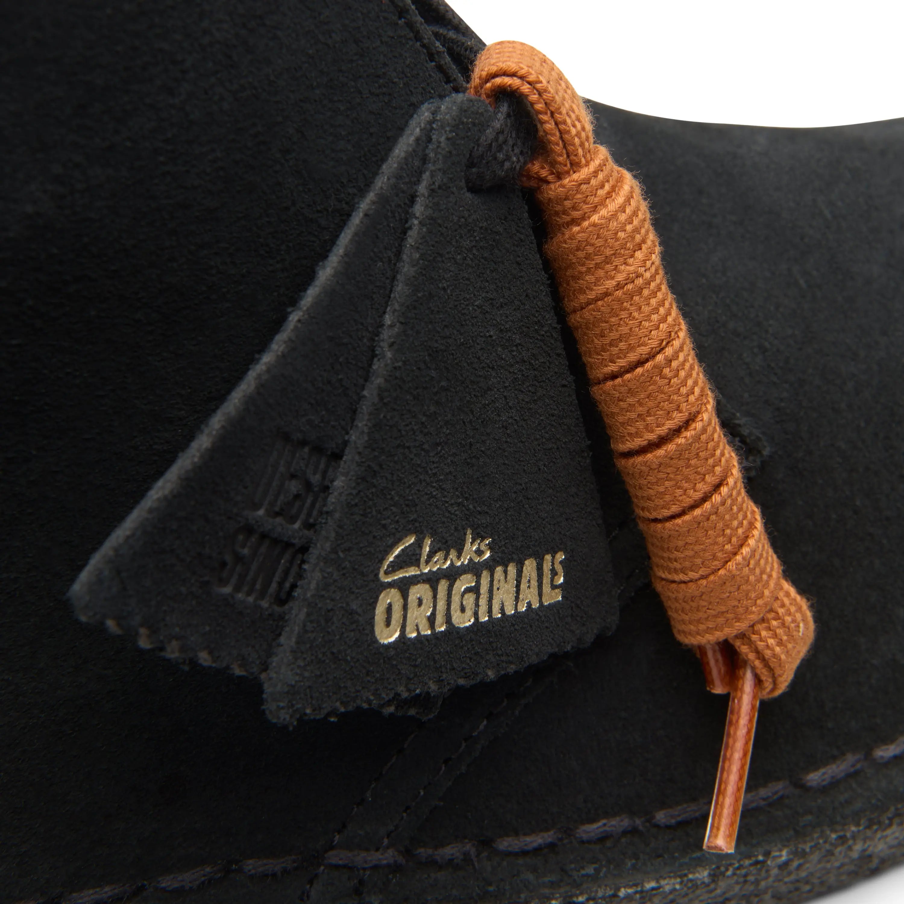 Men’s Clarks Desert Boot – A Timeless Icon of Style & Craftsmanship CLARKS