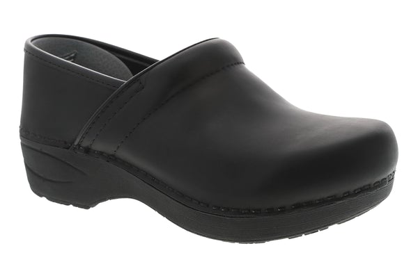 Women's Dansko XP 2.0 Pull Up – Lightweight Leather Work Clog DANSKO
