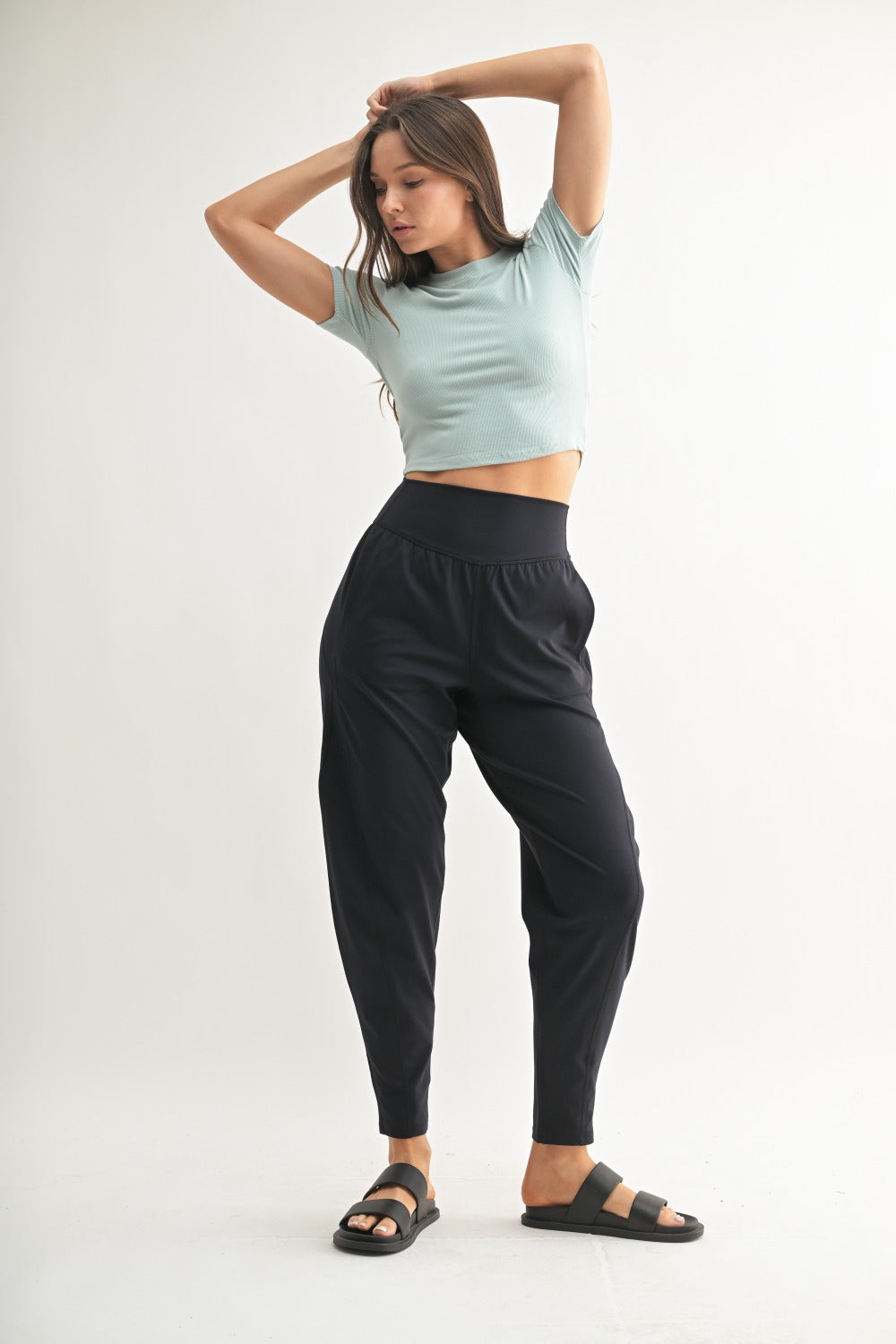 Mono B Essential Ribbed Tee – Cropped Tee for Layering or Lounging MONO B