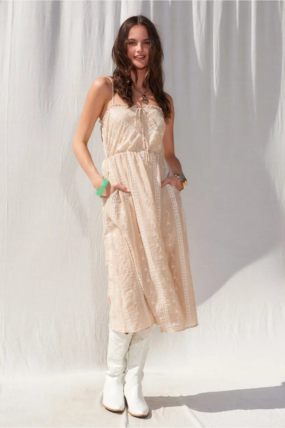 Illa Illa Pretty Girl Midi Dress – Embroidered Romantic Style ILLA ILLA