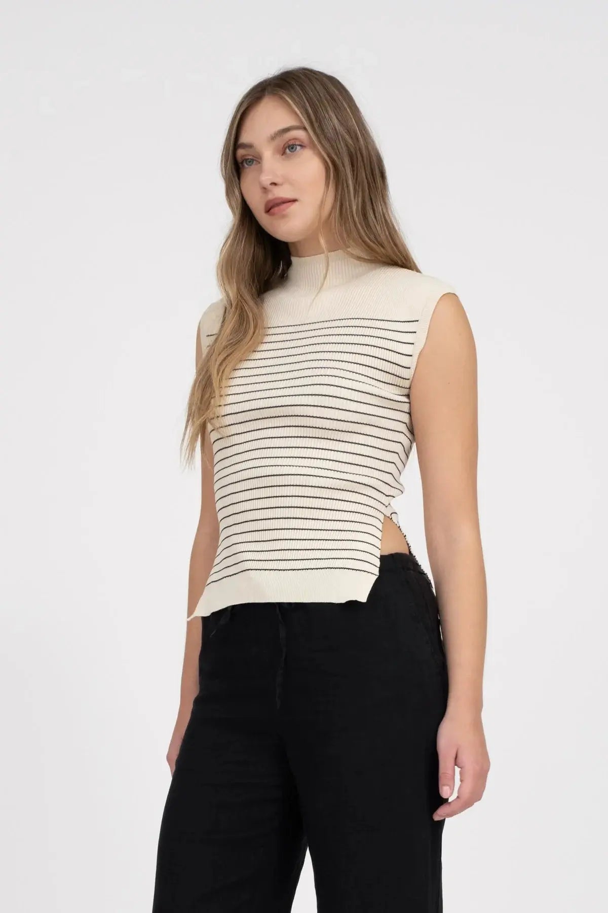 Blu Pepper Tiffani Mocneck Tank – Sleek Stripes & Sophisticated Comfort BLU PEPPER