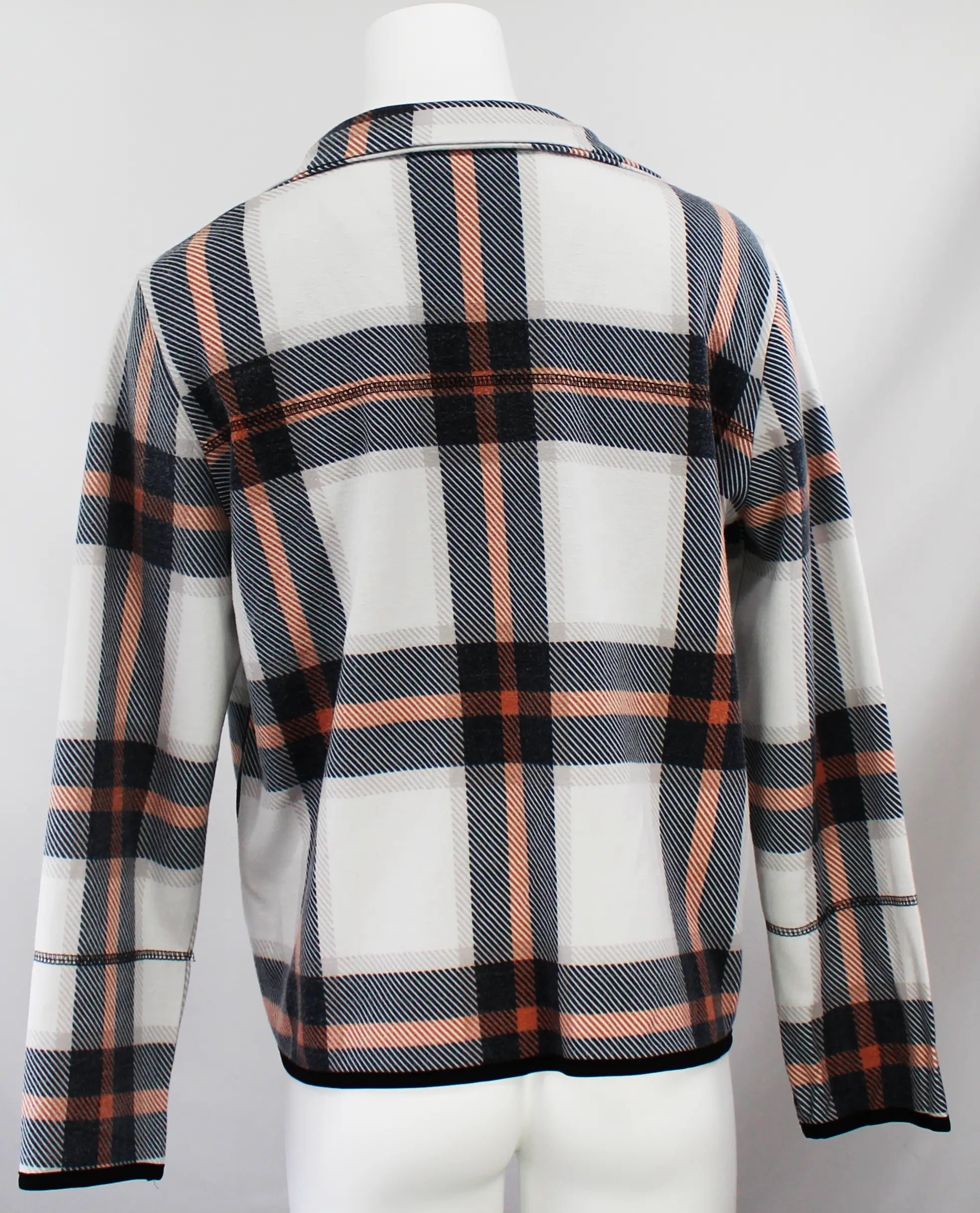 Keren Hart Gin O’ Clock Plaid Jacket – Effortless Style Meets Cozy Comfort KEREN HART