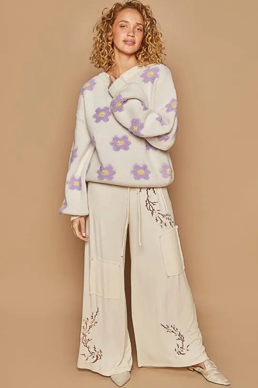 POL Dancing With Daisies Sweater – Cozy, Playful & Effortlessly Chic