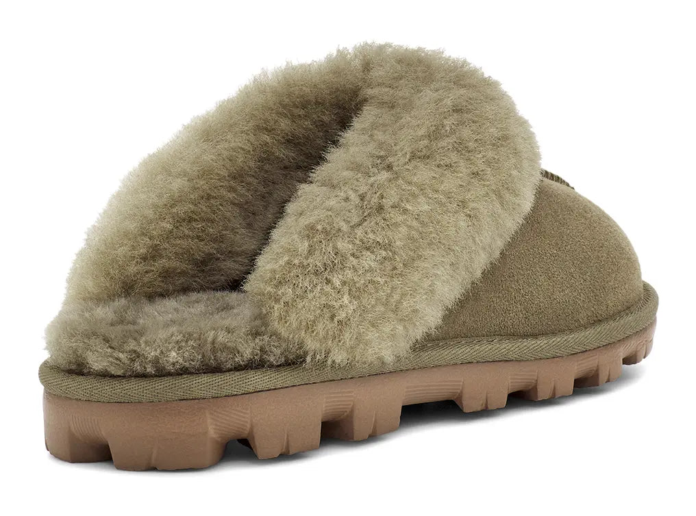 Women’s UGG Coquette Slipper – Luxurious Comfort for Indoor & Outdoor Wear UGG