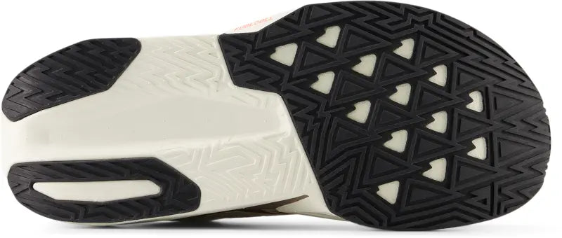 Women’s New Balance FuelCell Rebel v5 – Engineered for Tempo and Speed NEW BALANCE