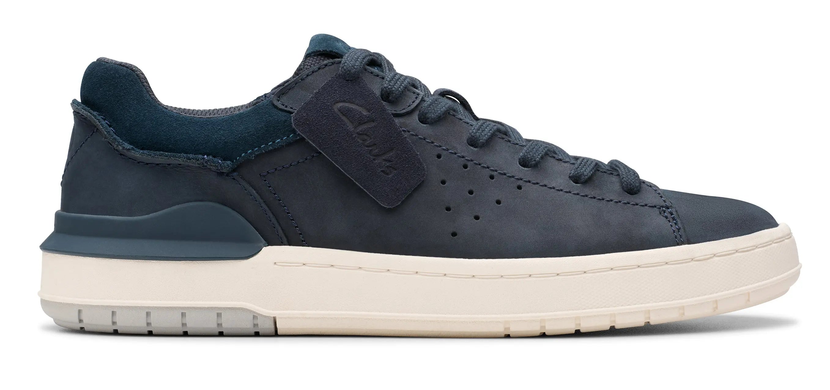 Men's Clarks Courtlite2 Run – Retro Sneaker with Modern Comfort CLARKS