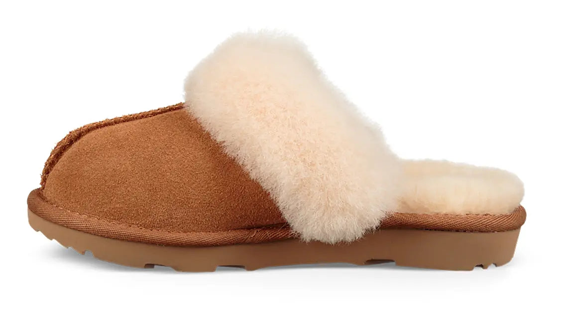 Kids’ UGG Cozy II – Soft & Fluffy Slip-On Slipper for Indoor & Outdoor Wear    UGG