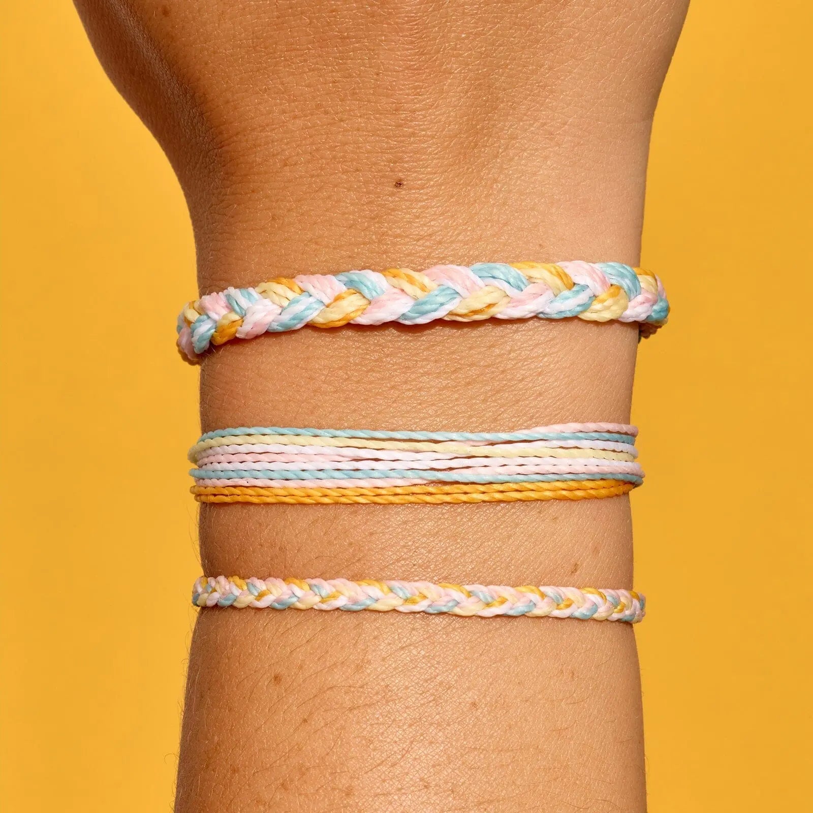 Pura Vida Original Bracelet – A Handcrafted, Waterproof Essential PURA VIDA BRACELETS