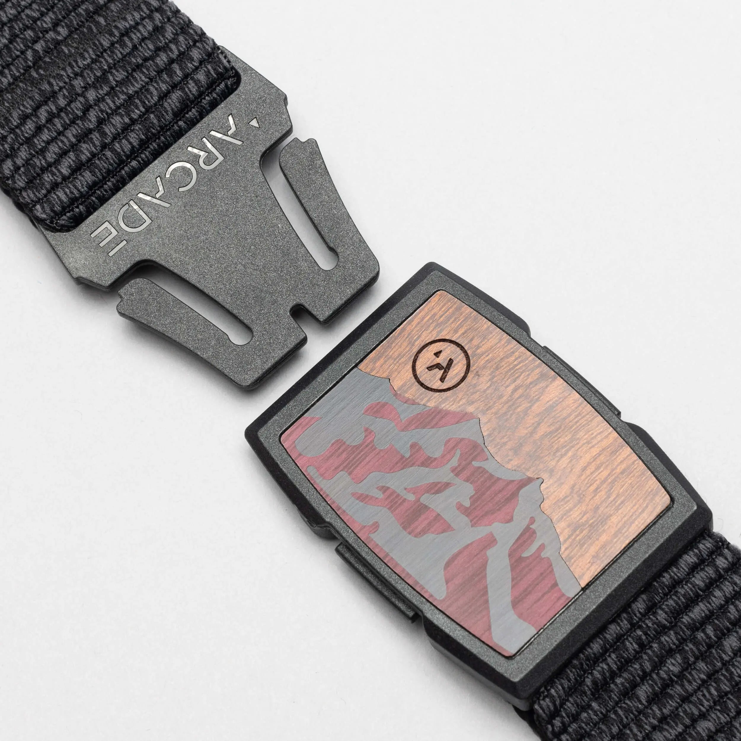 Arcade Woody Belt – Performance Stretch & Everyday Versatility