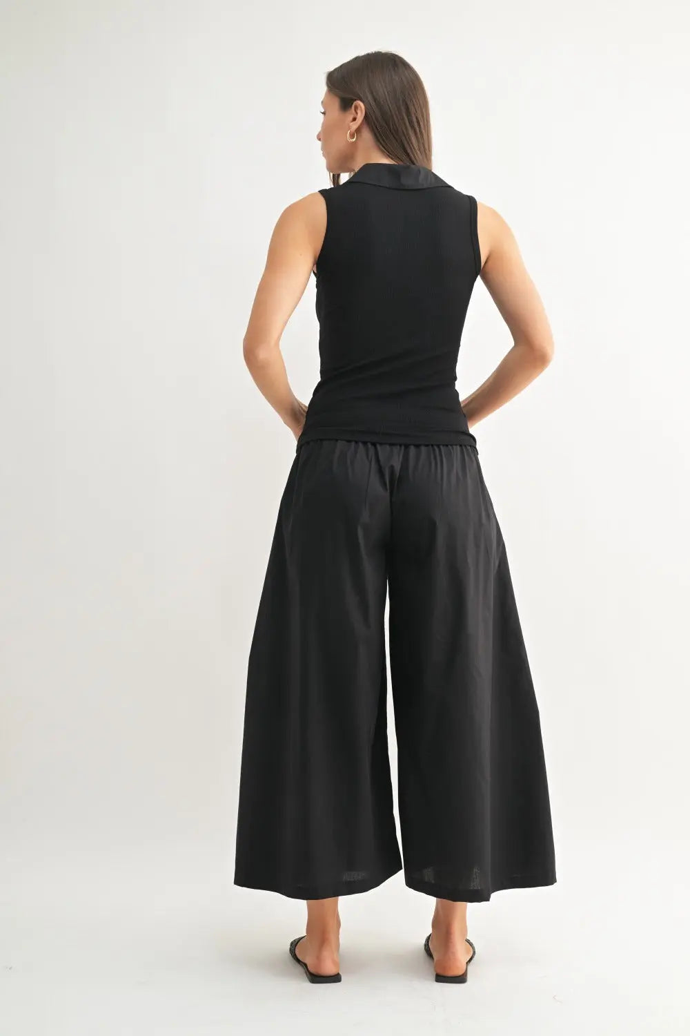 Mono B Summer Breeze Polo Set – Ribbed Top & Wide-Leg Cotton Pants MONO B