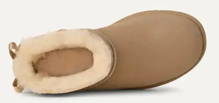 Women's UGG Ultra Mini Bailey Bow – Iconic Comfort with a Feminine Touch Product variant