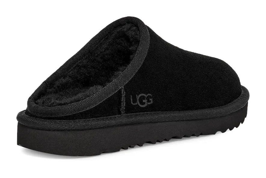 UGG Kids' Classic Slip-On – Cozy, Lightweight & Effortlessly Stylish UGG