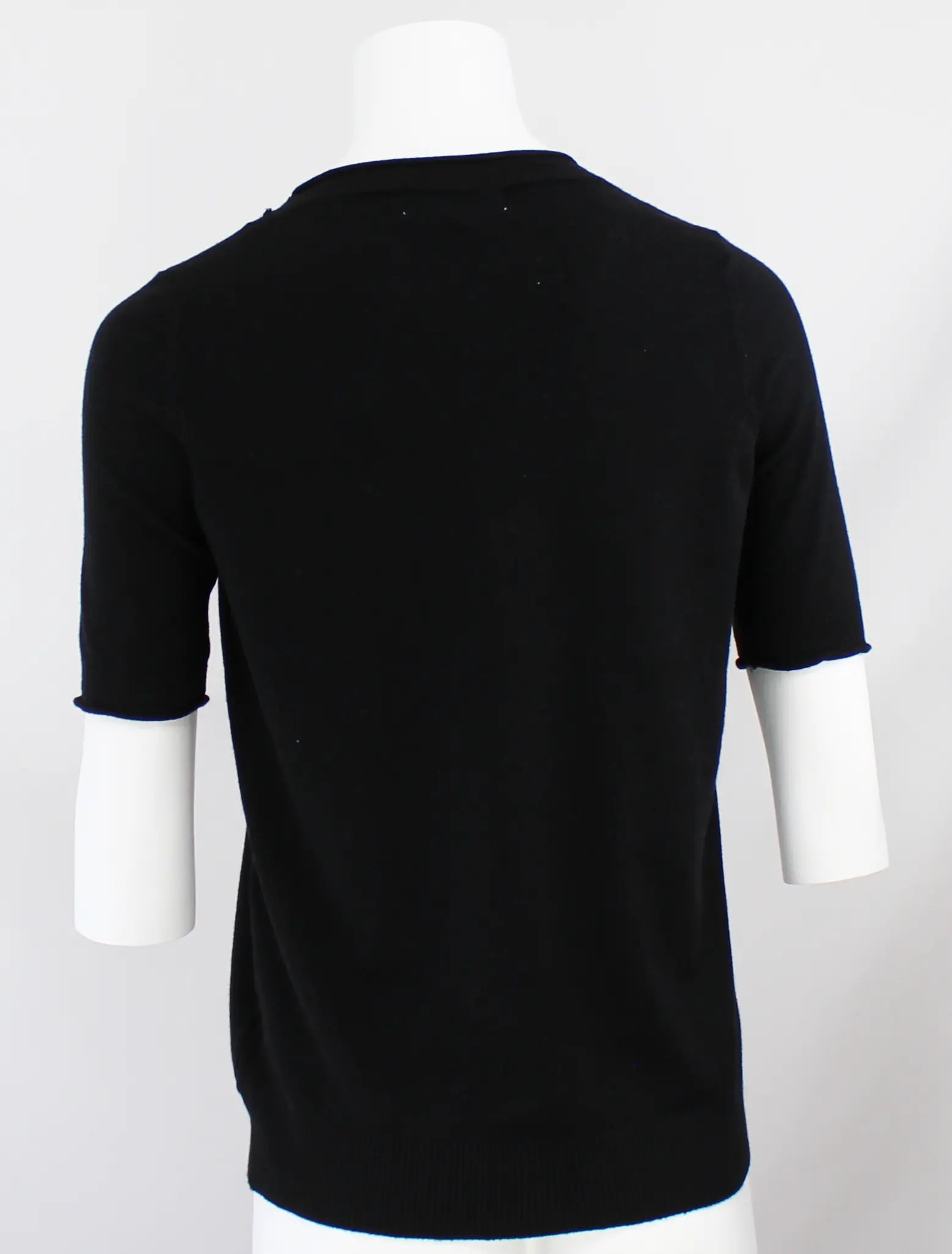 Keren Hart Tori Top – Sophisticated Knit for Everyday Elegance KEREN HART