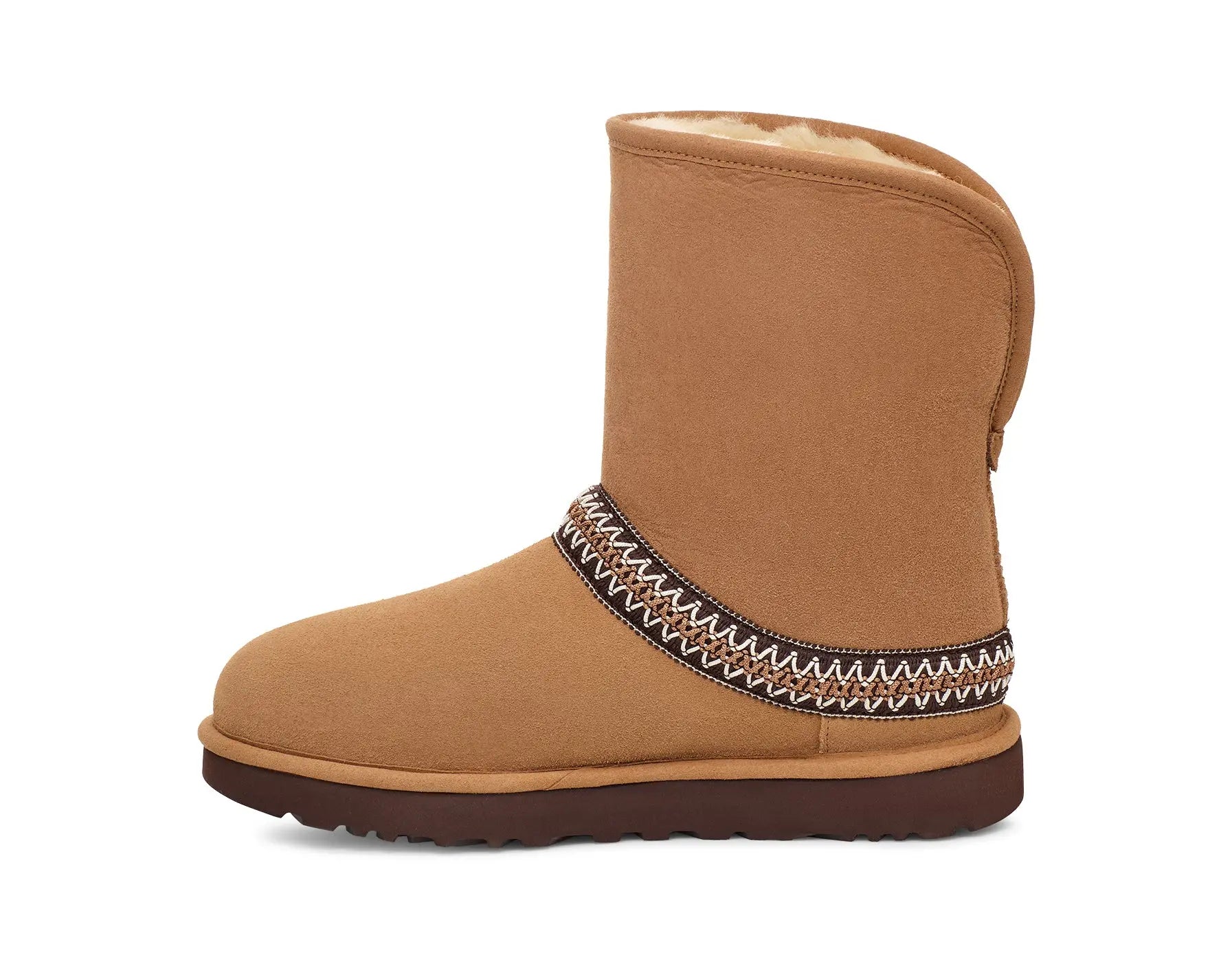 UGG Women's Classic Short Crescent – Cozy, Chic & Versatile UGG
