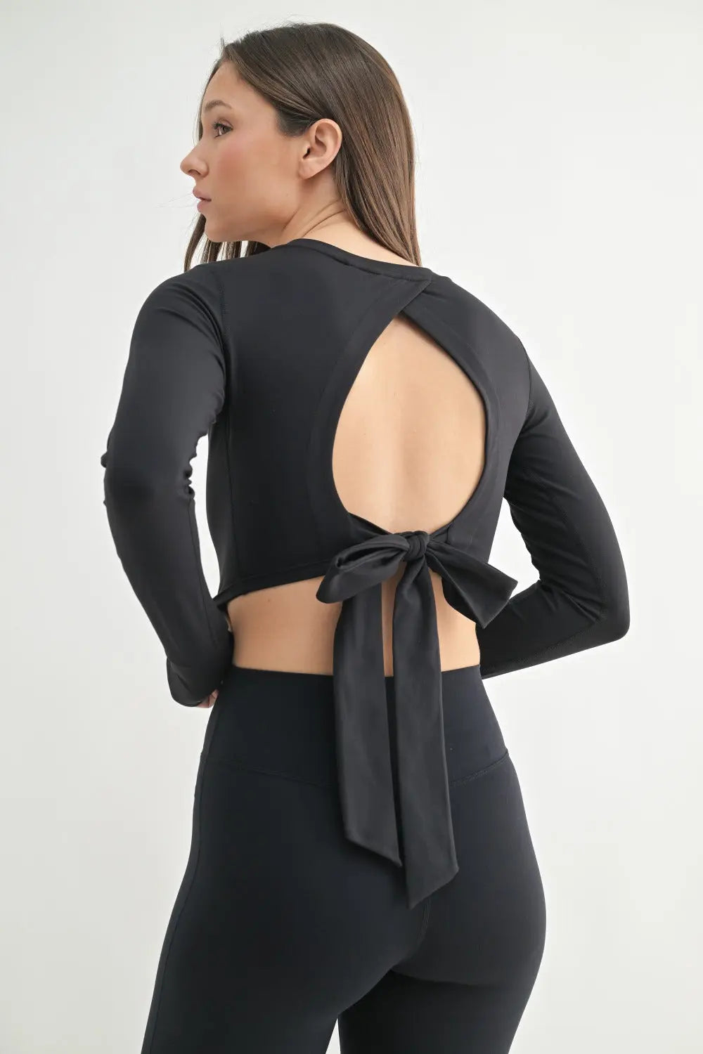 Mono B Long Sleeve with Tie-Back Crop Top – Stylish, Sustainable Activewear MONO B
