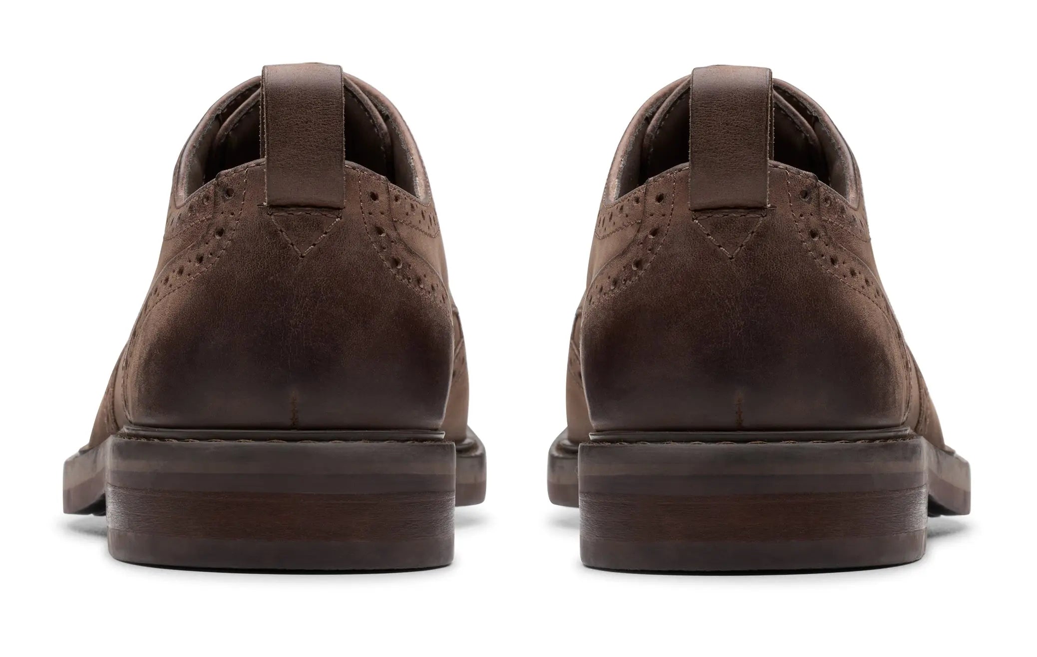 Men's Clarks Aldwin Limit – Distressed Leather Oxford Shoes CLARKS