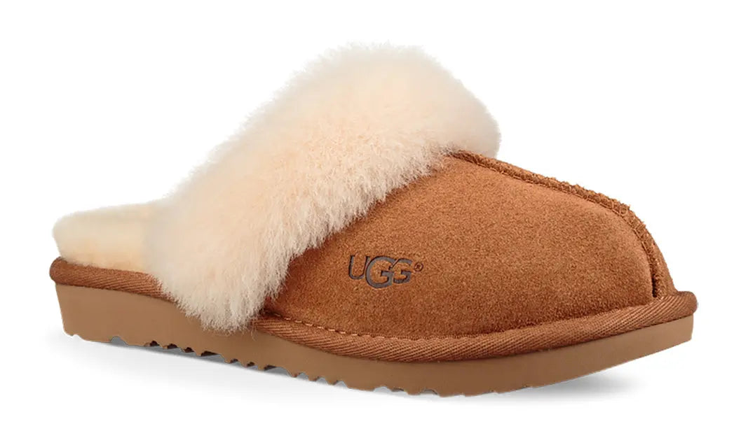 Kids’ UGG Cozy II – Soft & Fluffy Slip-On Slipper for Indoor & Outdoor Wear  CHESTNUT-13  UGG