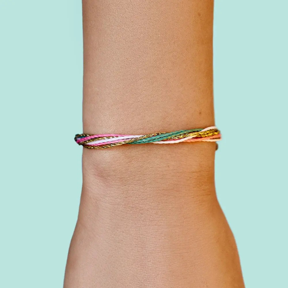 Pura Vida Original Bracelet – A Handcrafted, Waterproof Essential PURA VIDA BRACELETS