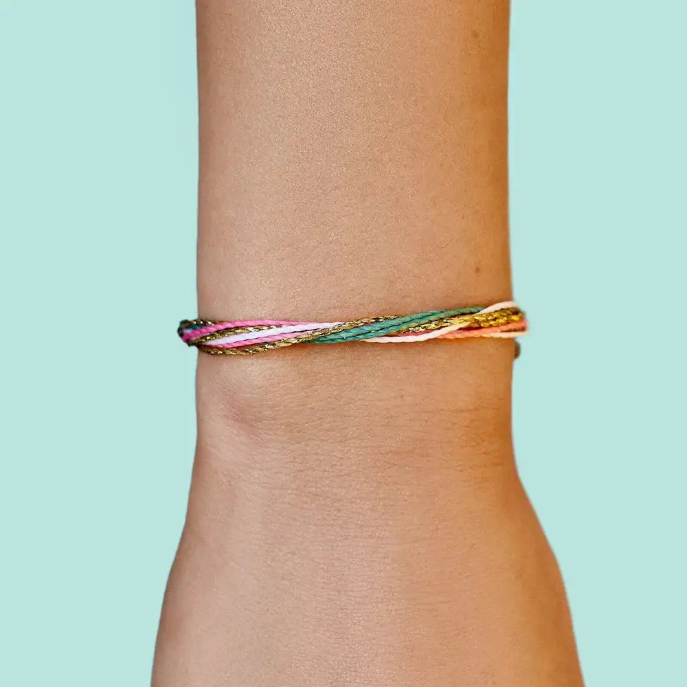 Pura Vida Original Bracelet – A Handcrafted, Waterproof Essential PURA VIDA BRACELETS