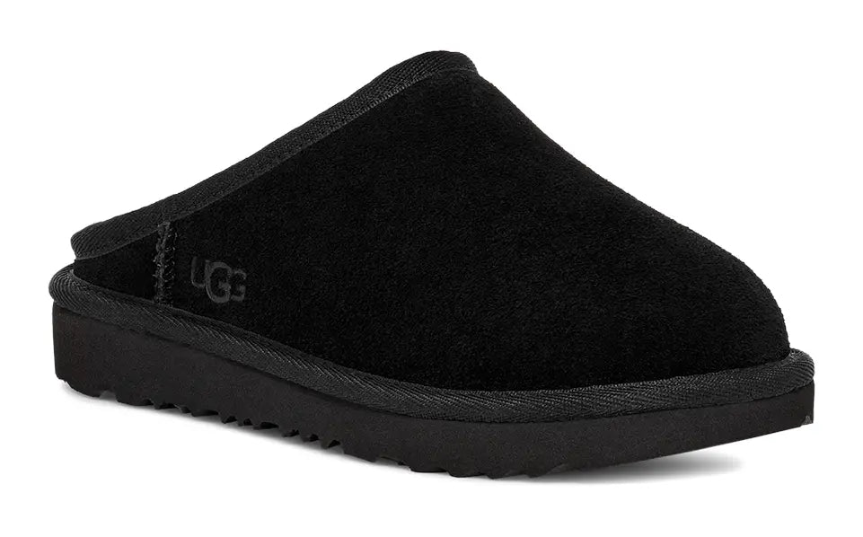 UGG Kids' Classic Slip-On – Cozy, Lightweight & Effortlessly Stylish CHESTNUT-13 UGG