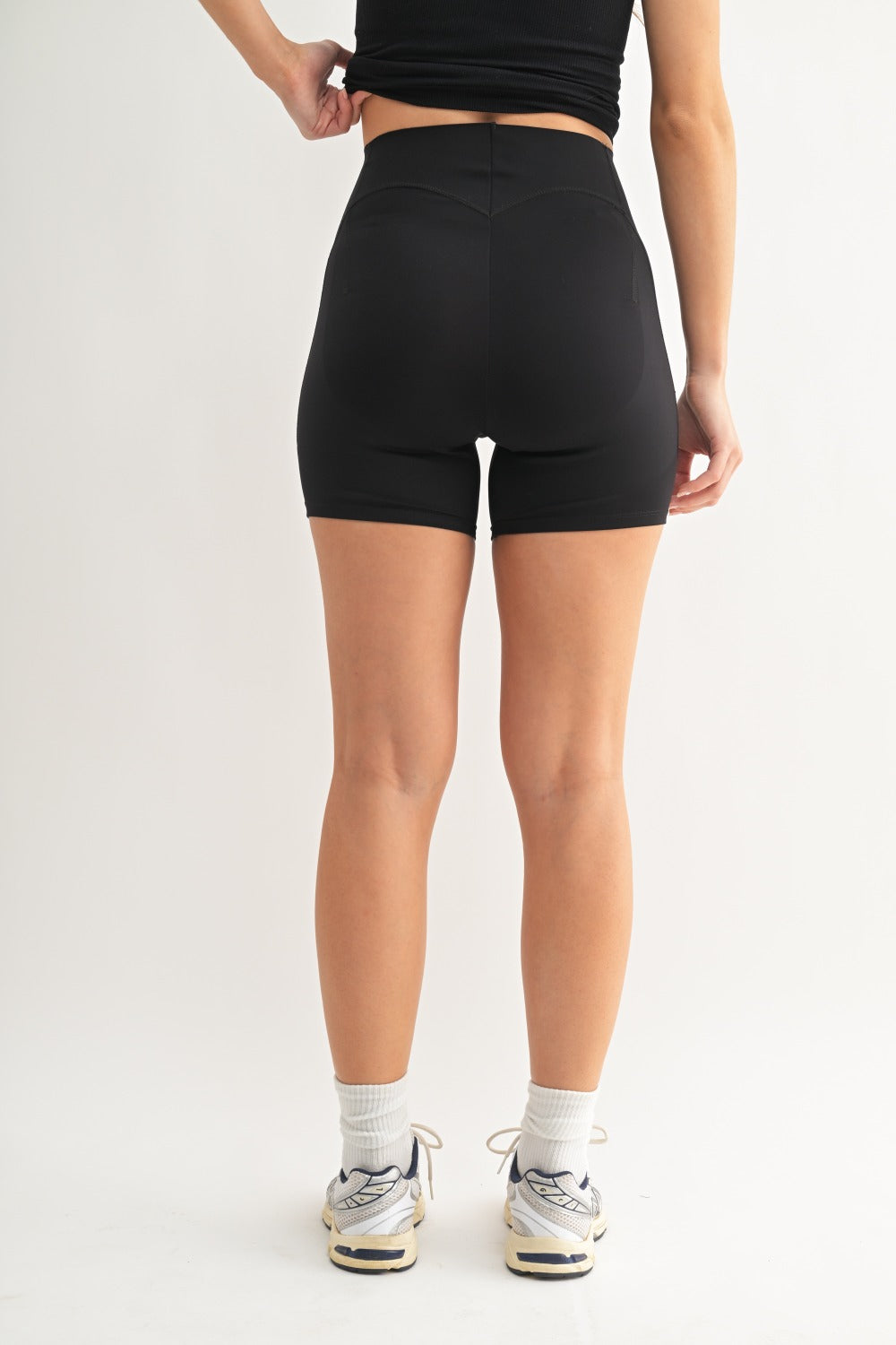 Mono B Booty-Lifting Active Shorts – Sculpting, Supportive & Ultra-Flattering MONO B