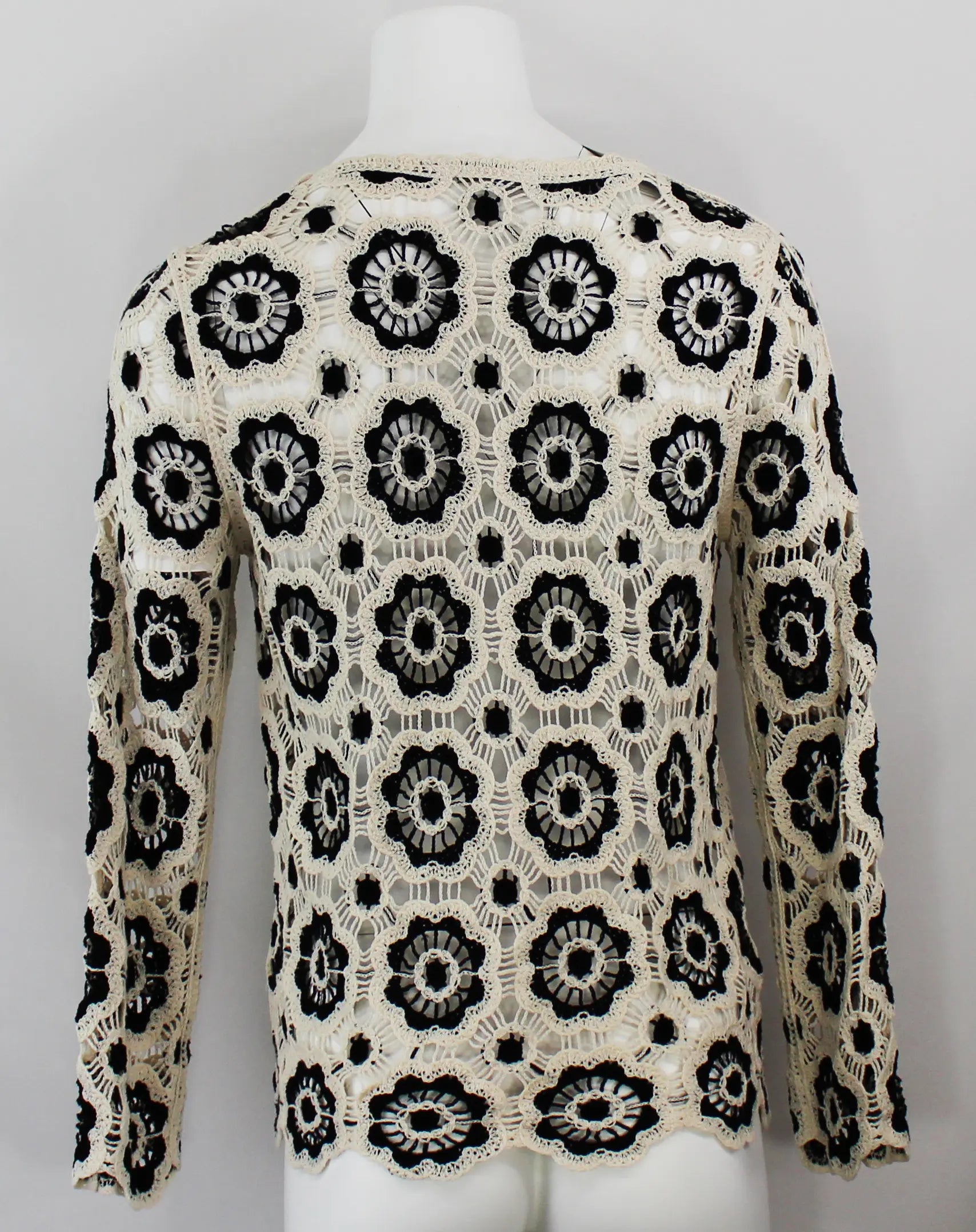 Keren Hart Blissful Bloom Top – Crochet Boho Top with Scalloped Hem KEREN HART